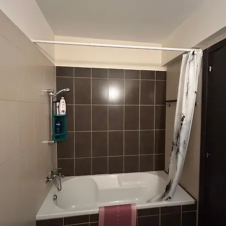 Modern 2br Near Finikoudes - לרנקה
